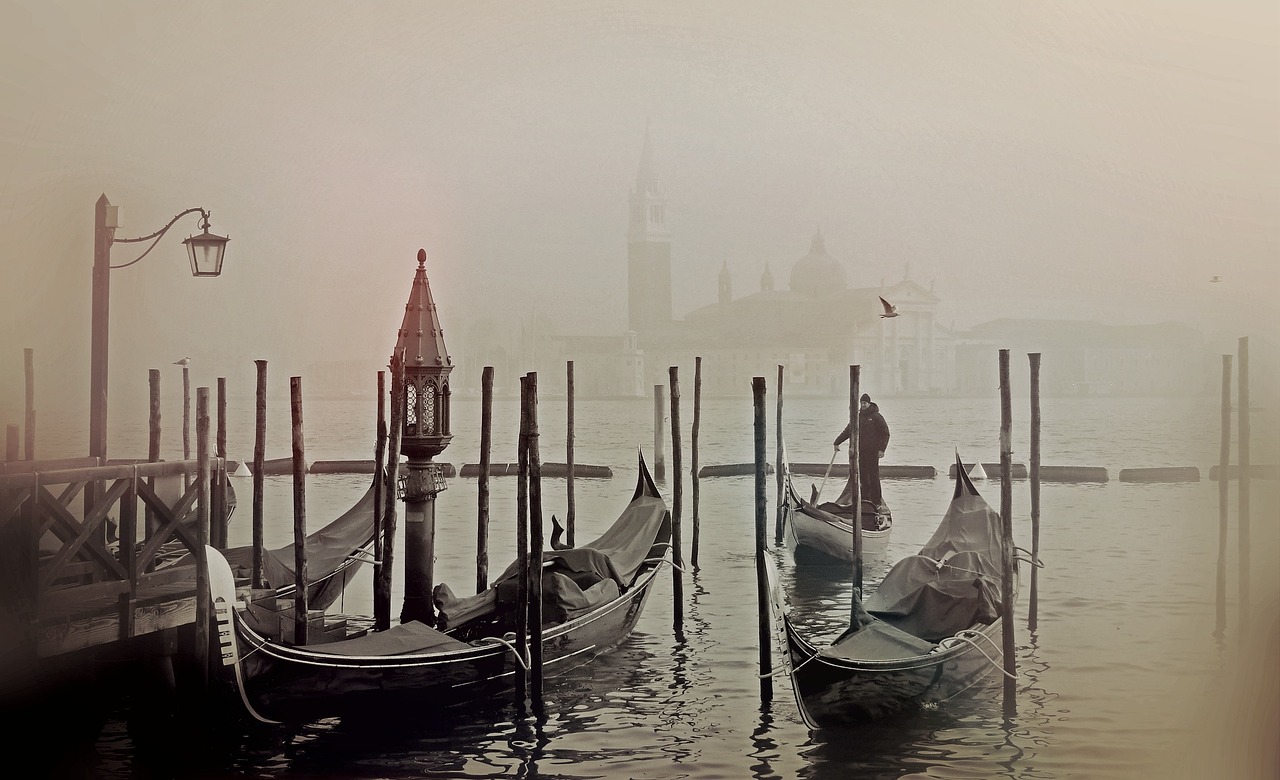 Questa operazione di crowdfunding è finalizzata all’efficientamento energetico e al rinnovamento di un hotel di Venezia, Villa Mabapa, costituito da tre immobili. 